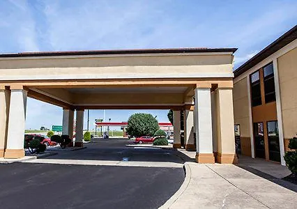Quality Inn 4*